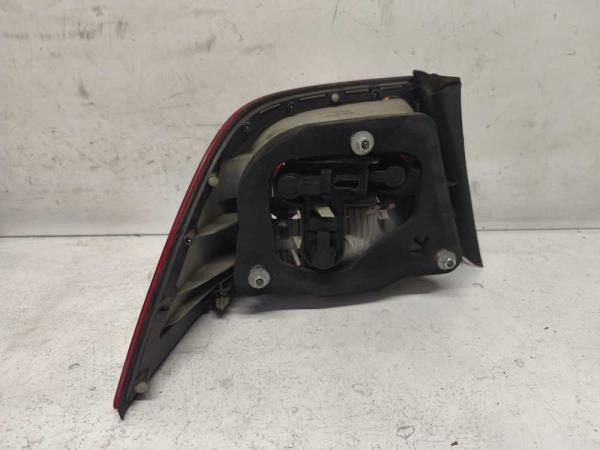 FEU ARRIERE DROIT SAAB 9-3 4PORTES 10/2002-10/2007 - Vue 2